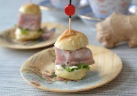 Mini-Thunfischburger mit Wasabi-Mayonnaise